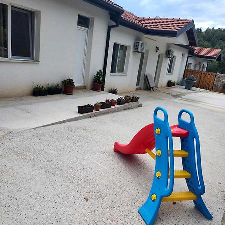 Lesnovo House Tomevski Exterior foto